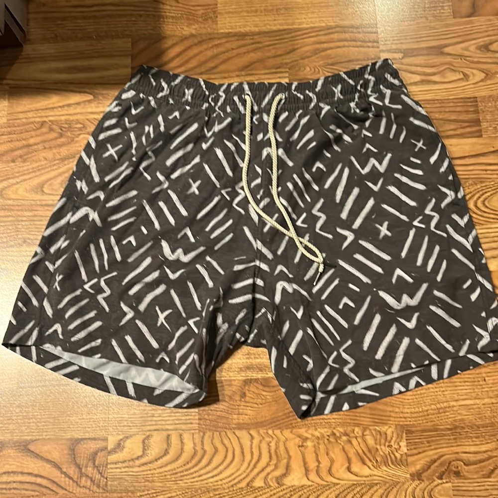 Fair Harbor size XXL bathing suit with liner.